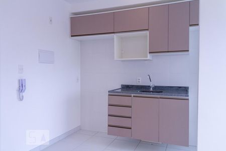 Cozinha de apartamento para alugar com 1 quarto, 31m² em Água Branca, São Paulo