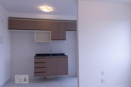 Cozinha de apartamento para alugar com 1 quarto, 31m² em Água Branca, São Paulo