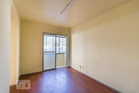 Sala de apartamento para alugar com 2 quartos, 61m² em Rubem Berta, Porto Alegre