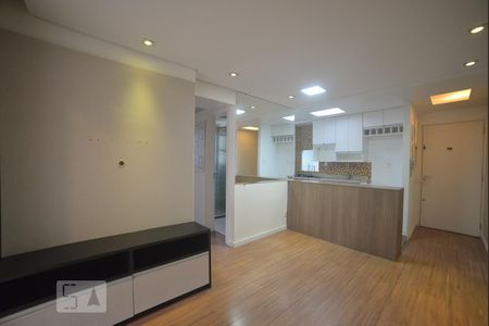 Sala de apartamento para alugar com 2 quartos, 45m² em Sacomã, São Paulo