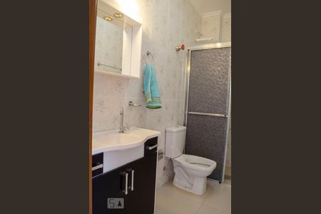 Banheiro de apartamento à venda com 1 quarto, 42m² em Protásio Alves, Porto Alegre