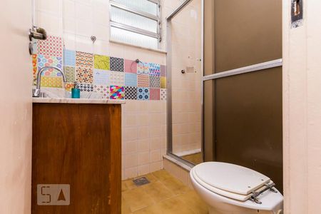 Banheiro de apartamento à venda com 2 quartos, 70m² em Botafogo, Rio de Janeiro