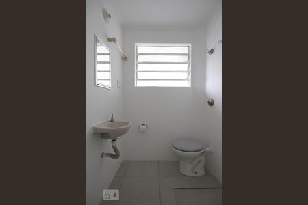 Banheiro de apartamento para alugar com 1 quarto, 55m² em Bela Vista, São Paulo