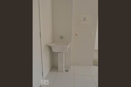 Area de Servico de kitnet/studio para alugar com 1 quarto, 28m² em Liberdade, São Paulo