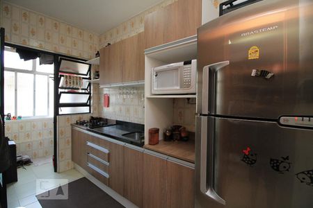Cozinha de apartamento para alugar com 1 quarto, 53m² em Auxiliadora, Porto Alegre