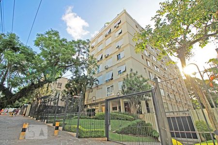Fachada de apartamento para alugar com 1 quarto, 53m² em Auxiliadora, Porto Alegre