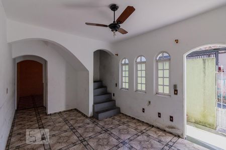 Sala de casa à venda com 5 quartos, 190m² em Parque Novo Oratório, Santo André