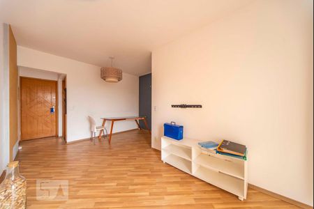 Sala de apartamento para alugar com 2 quartos, 64m² em Vila Valparaíso, Santo André