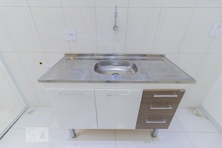 Detalhe cozinha de apartamento para alugar com 1 quarto, 35m² em Chácara Cruzeiro do Sul, São Paulo