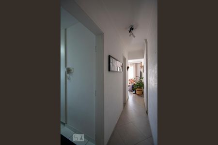 Corredor de apartamento à venda com 3 quartos, 89m² em Vila Ester (zona Norte), São Paulo