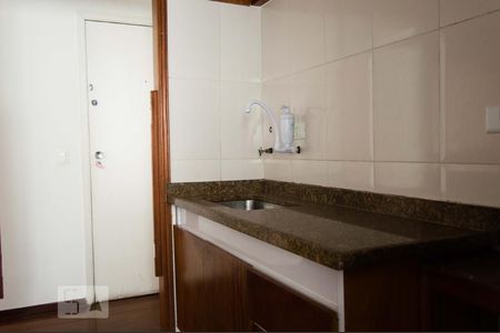 Cozinha de apartamento à venda com 2 quartos, 58m² em Vila Buarque, São Paulo