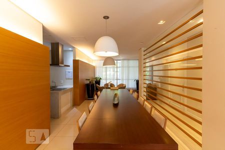 Apartamento para alugar com 70m², 1 quarto e 2 vagas Apartamento para alugar com 70m², 1 quarto e 2 vagasSalão de festas