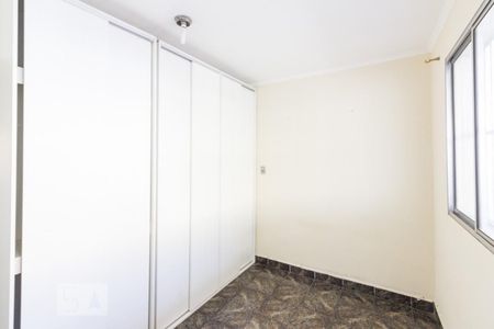 Quarto 2 de casa para alugar com 2 quartos, 50m² em Vila Prado, São Paulo