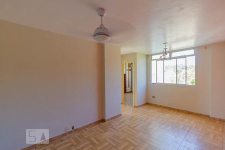 Apartamento à venda com 58m², 2 quartos e 1 vagaSala