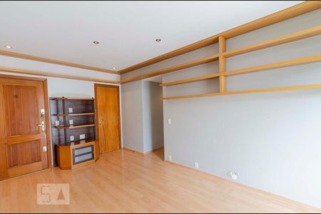 Sala de apartamento para alugar com 2 quartos, 80m² em Tijuca, Rio de Janeiro