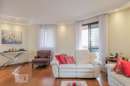 Apartamento à venda com 206m², 4 quartos e 3 vagasSala 