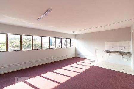 Quarto de kitnet/studio para alugar com 1 quarto, 33m² em Novo Mundo, Curitiba