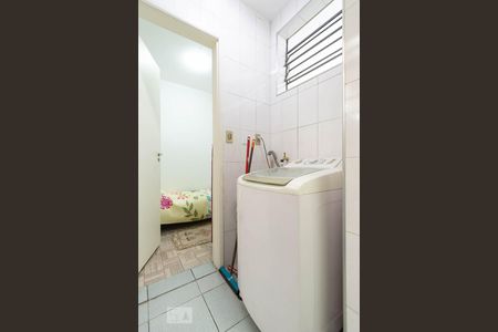 Casa à venda com 150m², 3 quartos e 2 vagas Casa à venda com 150m², 3 quartos e 2 vagasÁrea de Serviço