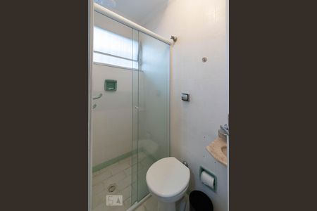 Casa à venda com 150m², 3 quartos e 2 vagas Casa à venda com 150m², 3 quartos e 2 vagasBanheiro Suíte