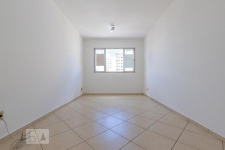 Sala de apartamento para alugar com 1 quarto, 68m² em Centro, Campinas