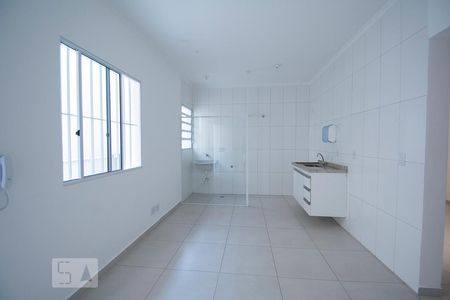 Sala de kitnet/studio para alugar com 1 quarto, 30m² em Vila Baruel, São Paulo