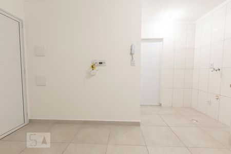 Sala de kitnet/studio para alugar com 1 quarto, 25m² em Vila Anastácio, São Paulo