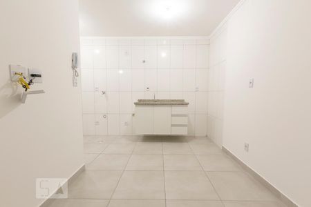 Sala de kitnet/studio para alugar com 1 quarto, 25m² em Vila Anastácio, São Paulo