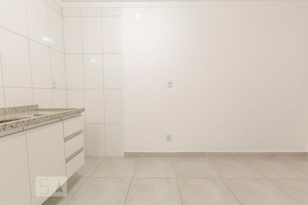 Sala de kitnet/studio para alugar com 1 quarto, 25m² em Vila Anastácio, São Paulo