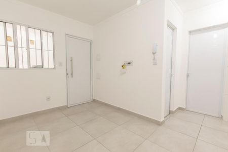 Sala de kitnet/studio para alugar com 1 quarto, 25m² em Vila Anastácio, São Paulo