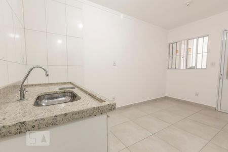 Sala de kitnet/studio para alugar com 1 quarto, 25m² em Vila Anastácio, São Paulo