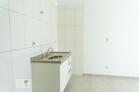 Cozinha  de kitnet/studio para alugar com 1 quarto, 25m² em Vila Anastácio, São Paulo