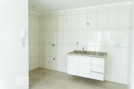 Sala / Cozinha de kitnet/studio para alugar com 1 quarto, 25m² em Vila Anastácio, São Paulo