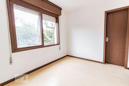 Dormitório de apartamento à venda com 1 quarto, 45m² em Azenha, Porto Alegre