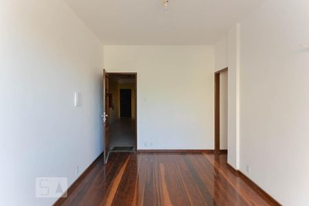 Sala de apartamento à venda com 3 quartos, 80m² em São Francisco Xavier, Rio de Janeiro