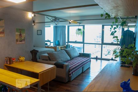 Quarto/Sala de apartamento à venda com 1 quarto, 50m² em Centro Histórico, Porto Alegre