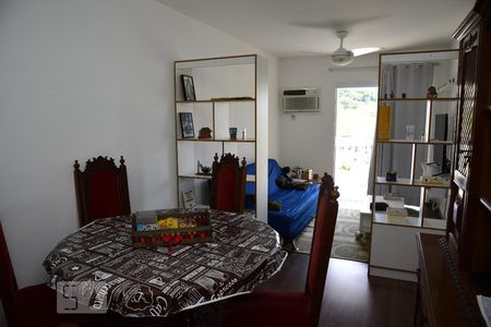 Sala de apartamento para alugar com 2 quartos, 61m² em Pechincha, Rio de Janeiro