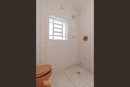 Banheiro 1 de casa para alugar com 1 quarto, 85m² em Vila das Mercês, São Paulo