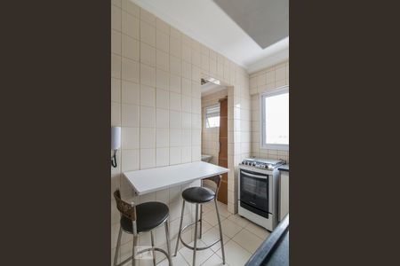 Cozinha de apartamento à venda com 2 quartos, 55m² em Vila Príncipe de Gales, Santo André