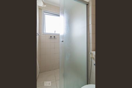 Banheiro de apartamento à venda com 2 quartos, 55m² em Vila Príncipe de Gales, Santo André