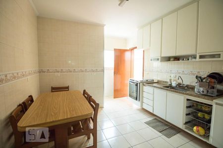 Cozinha de casa à venda com 4 quartos, 200m² em Vila Assunção, Santo André