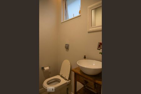 Lavabo de apartamento à venda com 3 quartos, 150m² em Copacabana, Rio de Janeiro