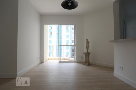 Sala de apartamento para alugar com 2 quartos, 70m² em Vila Indiana, São Paulo