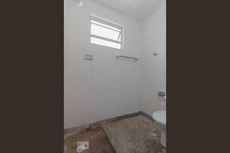 Banheiro de apartamento para alugar com 1 quarto, 50m² em Aclimação, São Paulo