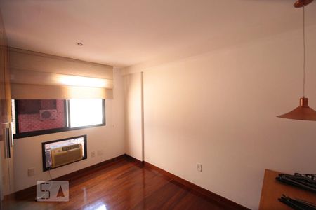 Apartamento para alugar com 2 quartos, 83m² em Recreio dos Bandeirantes, Rio de Janeiro