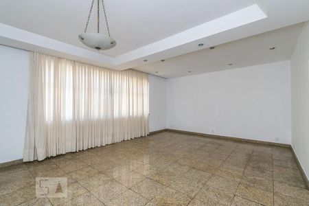 Sala de casa para alugar com 3 quartos, 133m² em Braz de Pina, Rio de Janeiro
