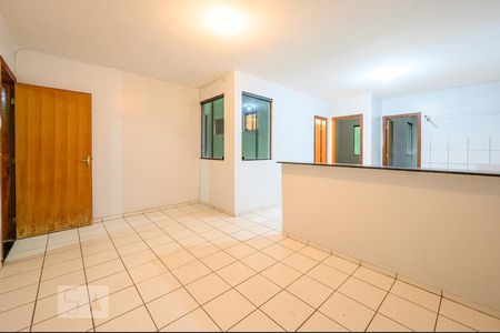 Sala de apartamento para alugar com 2 quartos, 60m² em Ceilândia Sul (ceilândia), Brasília