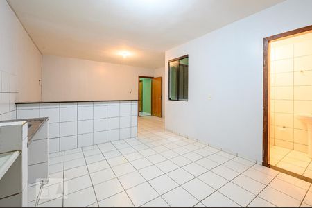 Cozinha/Área de Serviço de apartamento para alugar com 2 quartos, 60m² em Ceilândia Sul (ceilândia), Brasília