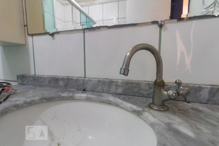 Banheiro de apartamento à venda com 2 quartos, 76m² em Jardim Caravelas, São Paulo