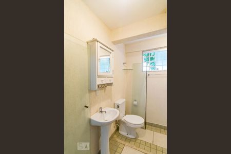 Banheiro da Suite de casa para alugar com 4 quartos, 250m² em Vila Scarpelli, Santo André