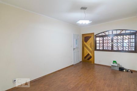 Sala de casa para alugar com 4 quartos, 250m² em Vila Scarpelli, Santo André